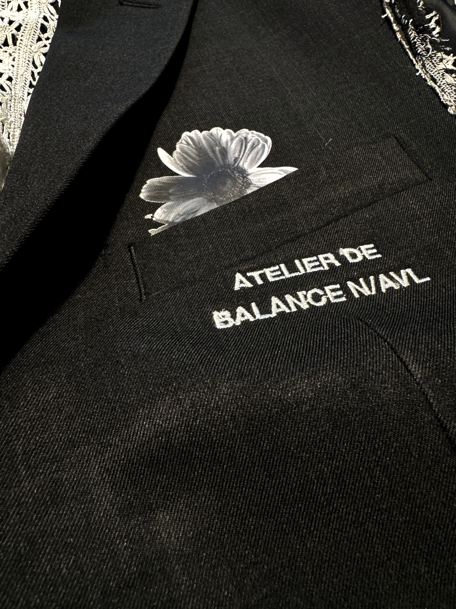 RE/BALANCED CROPPED BLAZER 1/1