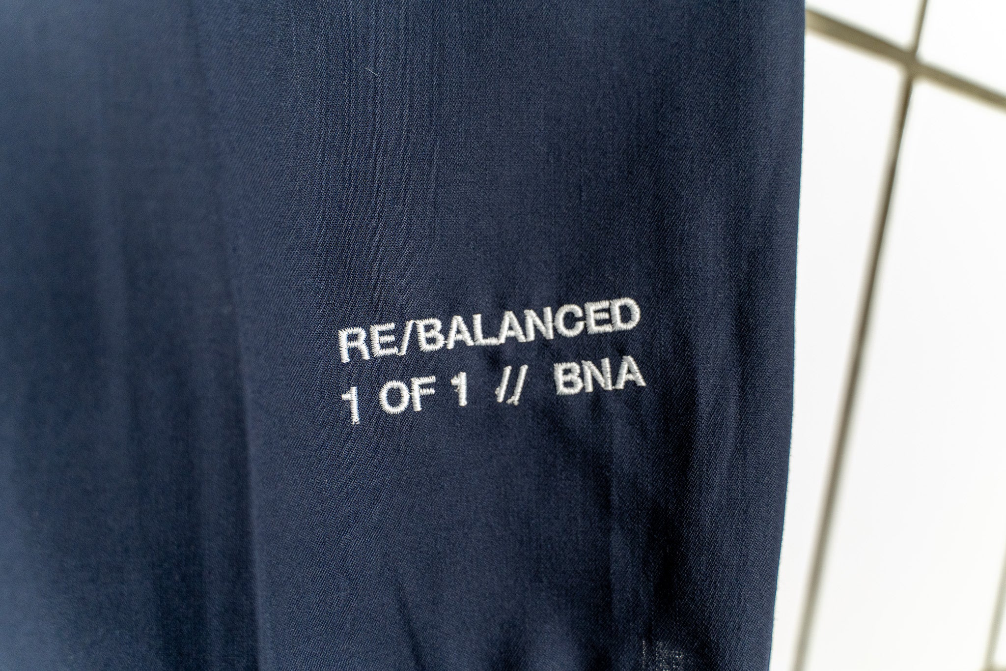 CENTER EMBROIDERED SHORT 1/1